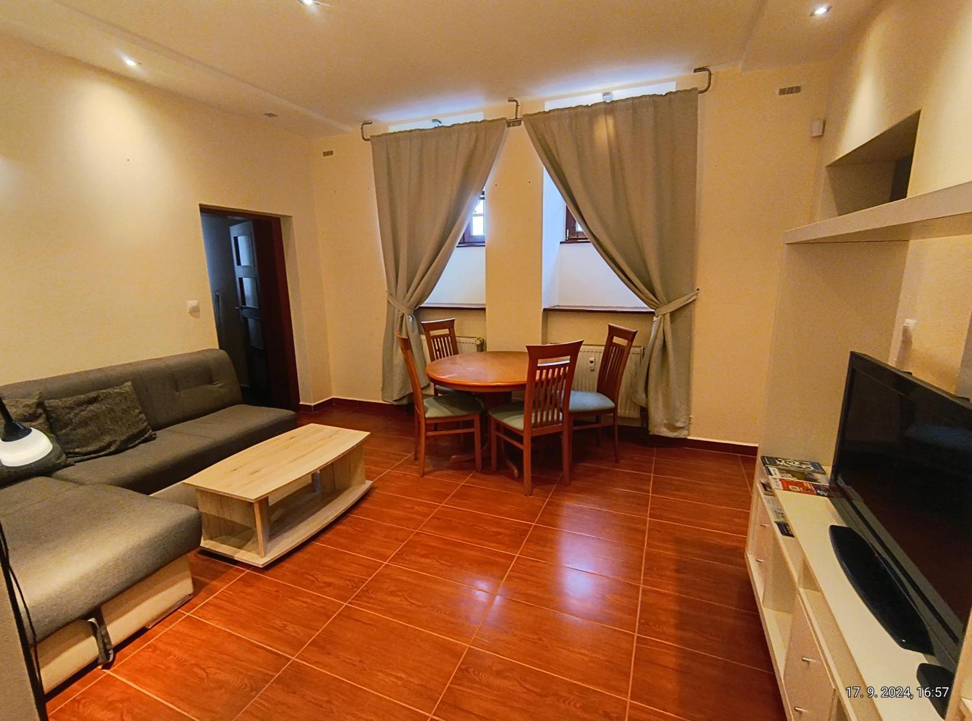 קושיצה Apartment Oasis In The Old Town מראה חיצוני תמונה